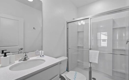 10364 Ebb Tide Lane, Orlando, FL 32821